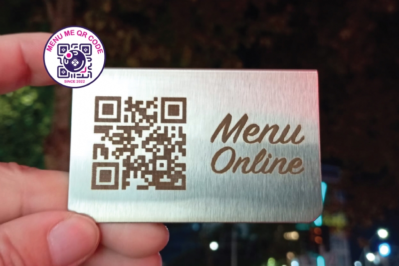 Qrmehap skano menune, Qrmehap menu online, Qrmehap menu dixhitale, Qrmehap pajisje per qr menu, Qrmehap menu online me qr, Qrmehap menu digjitale me qr, mbajtese QR moderne per restorant, mbajtese QR e personalizuar me emer lokali